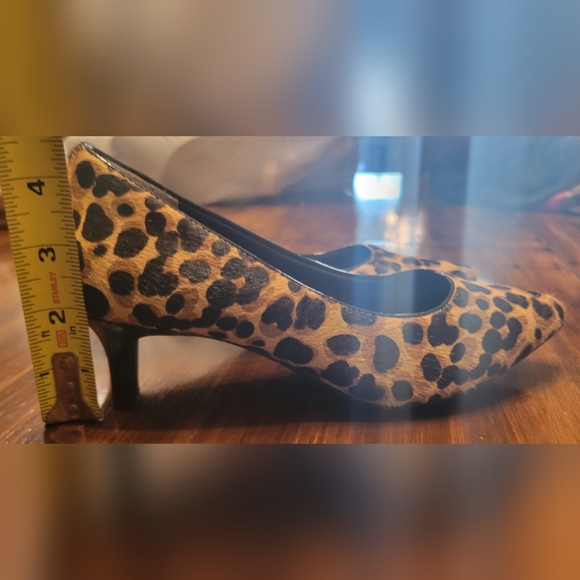Rockport Animal Print Pointed Toe Leopard Kitten Heels Size 5 - Picture 5 of 7